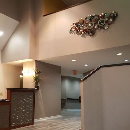 Americas Best Value Inn And Suites Lee'S Summit-Kansas City Esterno foto