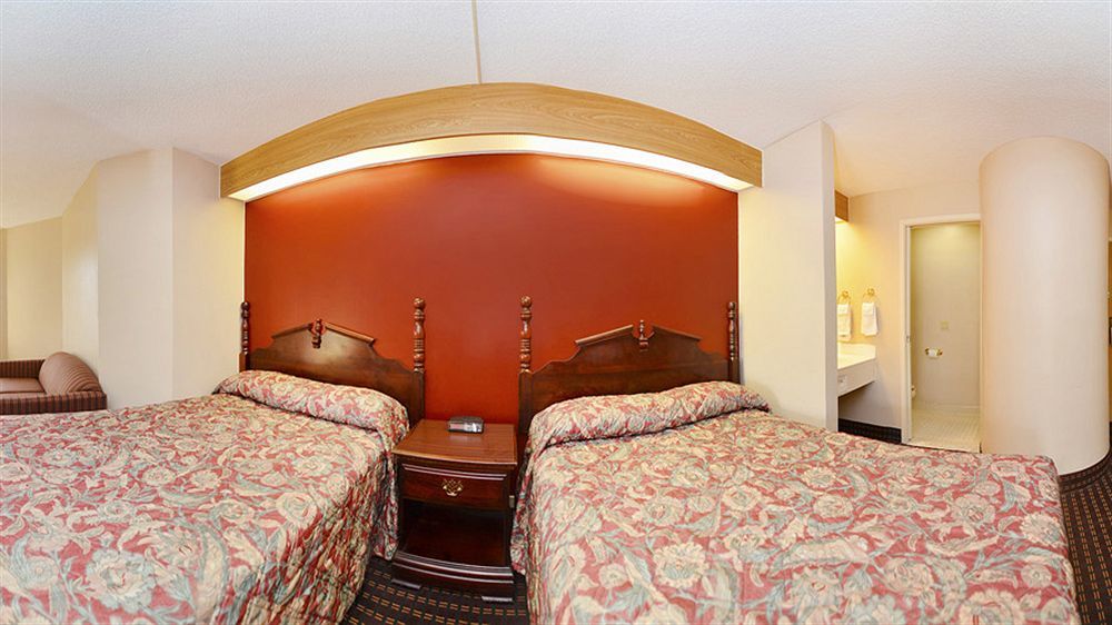 Americas Best Value Inn And Suites Lee'S Summit-Kansas City Esterno foto