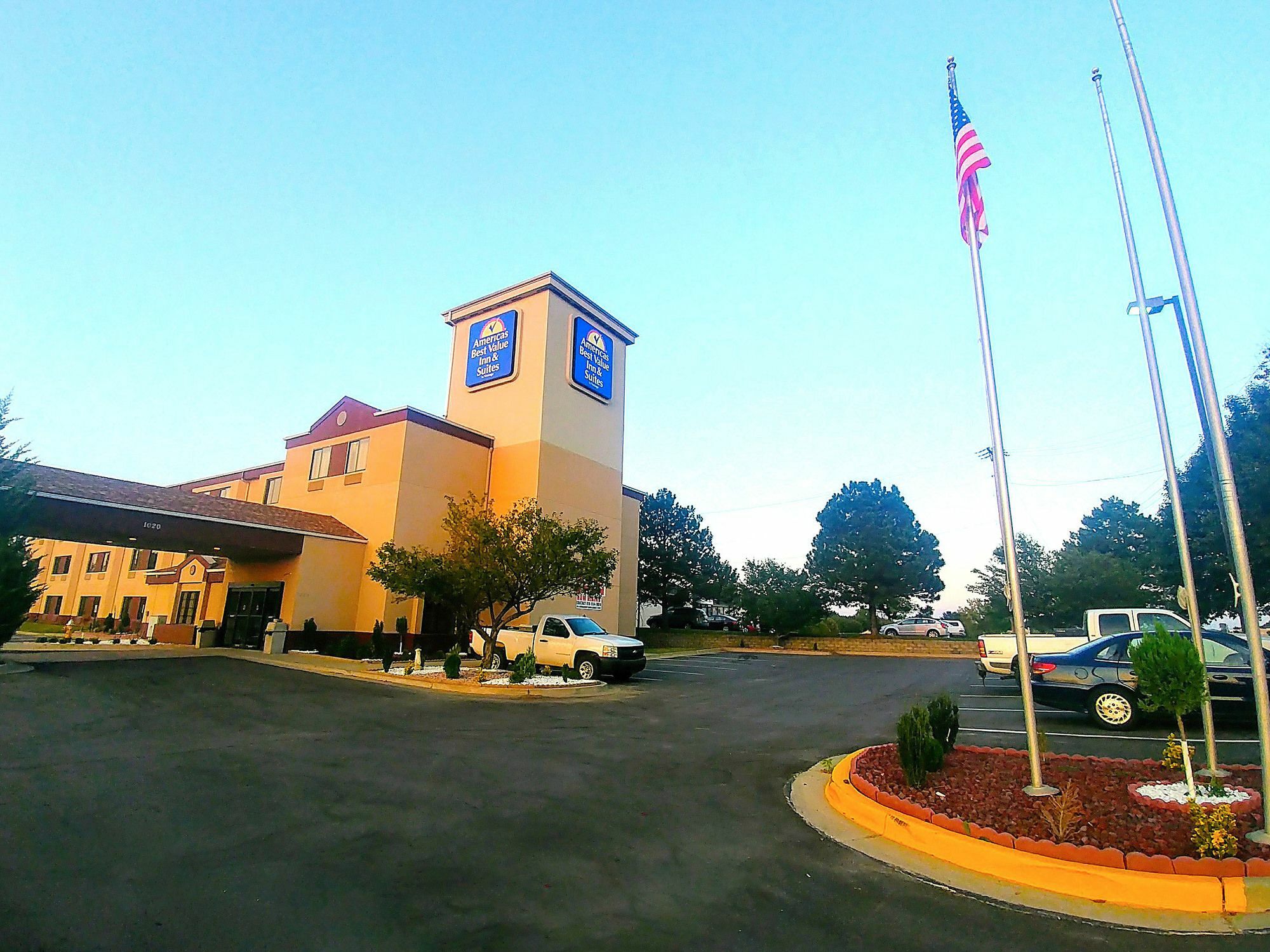 Americas Best Value Inn And Suites Lee'S Summit-Kansas City Esterno foto